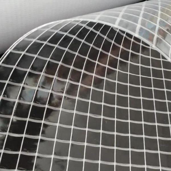 ماكينة حياكة اللحمة لإنتاج نسيج وشبك لأغراض هندسية